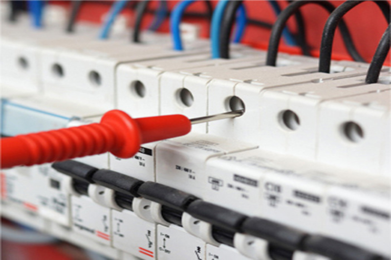 紅黃藍三根電線怎么接？